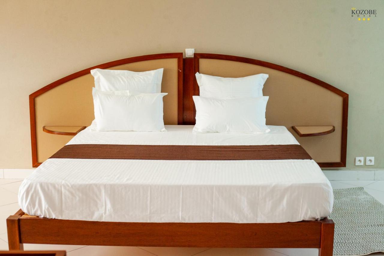 Kozobe Hotel Ambilobe Zewnętrze zdjęcie