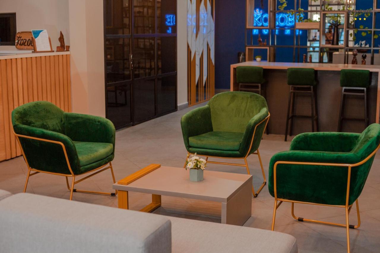 Kozobe Hotel Ambilobe Zewnętrze zdjęcie